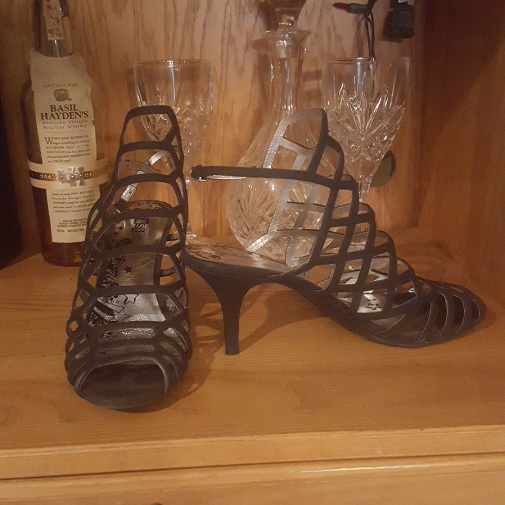 Scrappy black heels